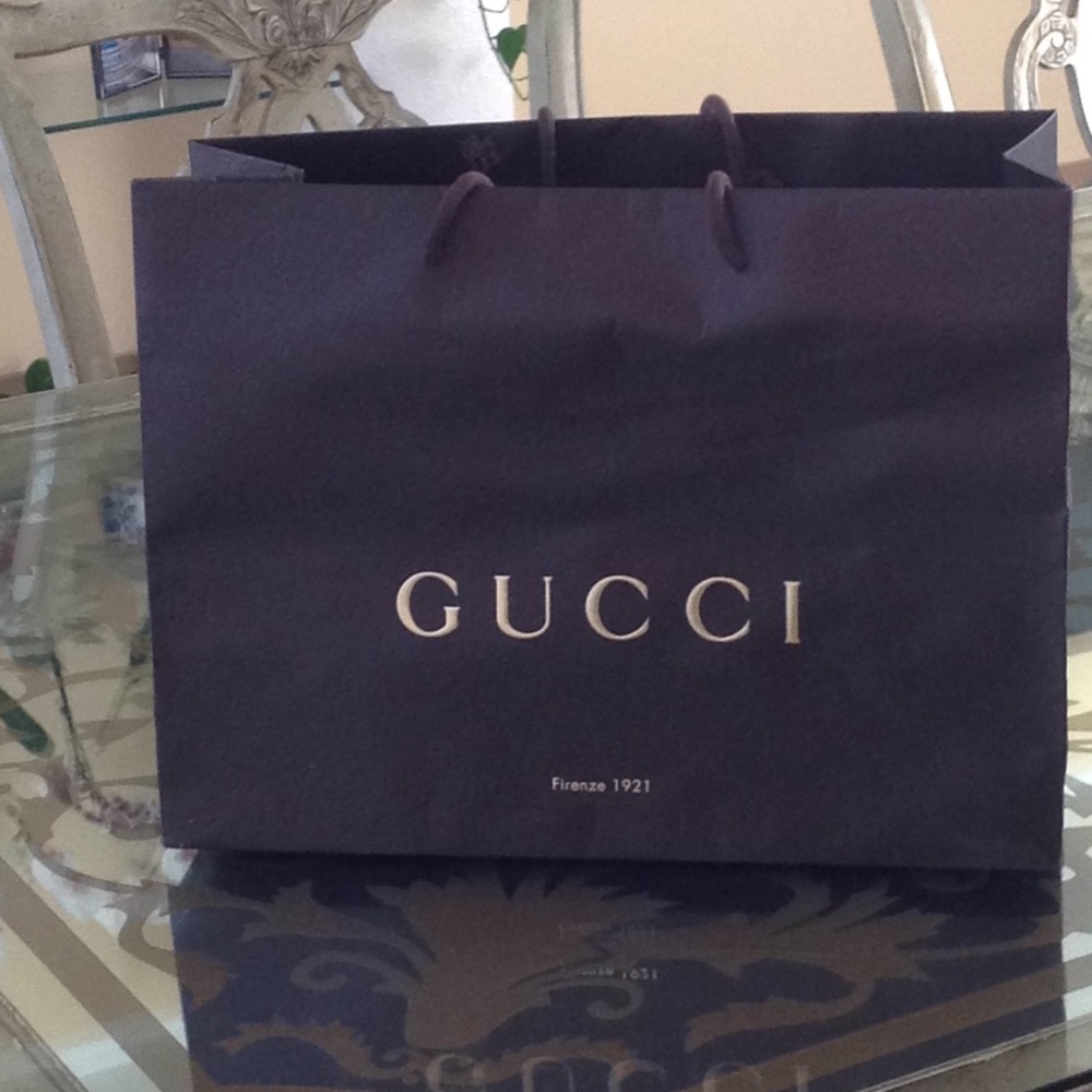 Gucci paper bag